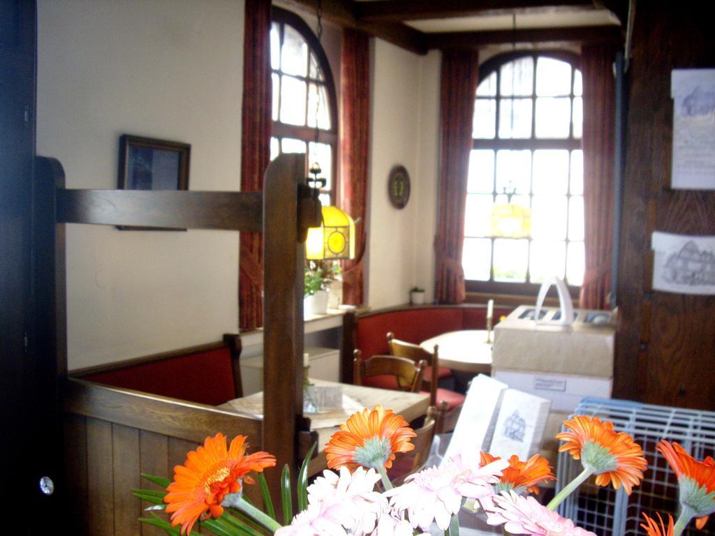 Hotel Winzerhof Brachtendorf 2*