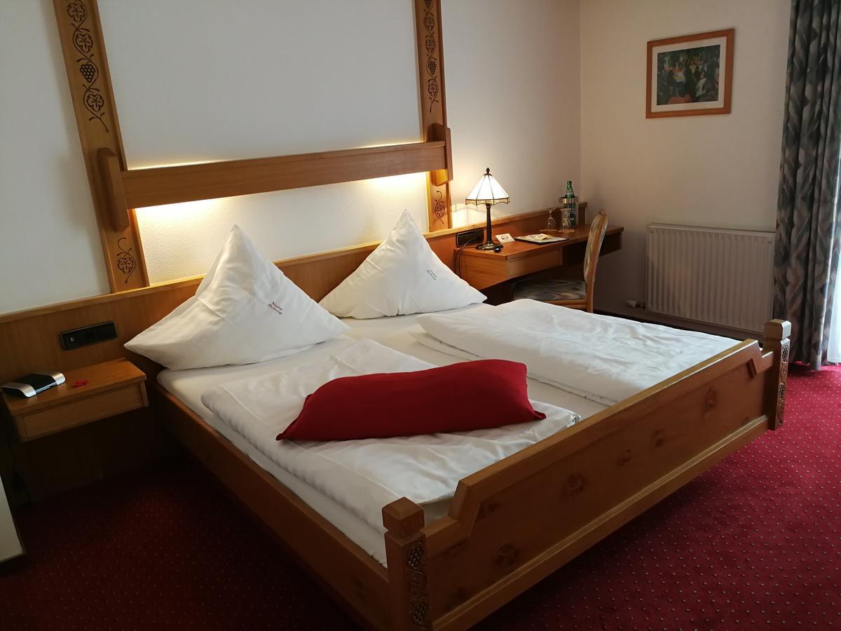 Winzerhof Brachtendorf Отель Алькен